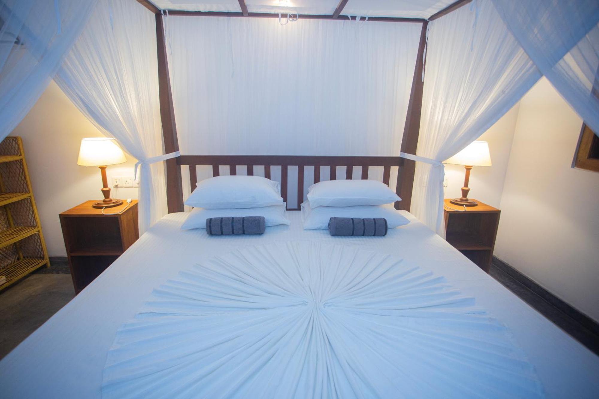 The Chilli Studio Apartment Unawatuna Exterior photo